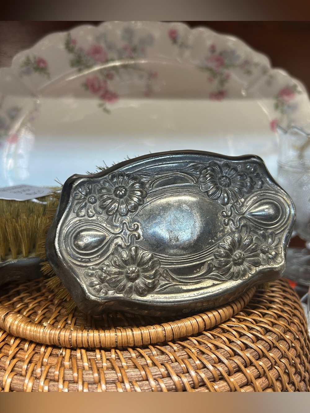 Vintage Silver Floral Embossed Clothing Lint Brush